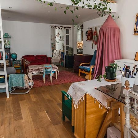 파리 Bright Atypical Duplex In Menilmontant 아파트 외부 사진